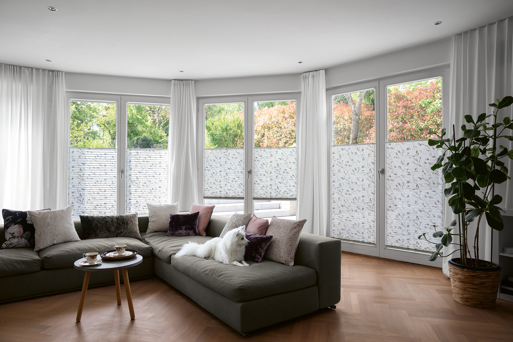 Mhz Plissees, Kadeco Jalousien, Jab Gardinen, Jab Rollos, Luxaflex Lamellen, Neher Insektenschutz, Markisen, Interstil Schienen, Stangen, Jab St